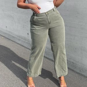 Fashion Nova Carpenter Skater Jeans size 16
